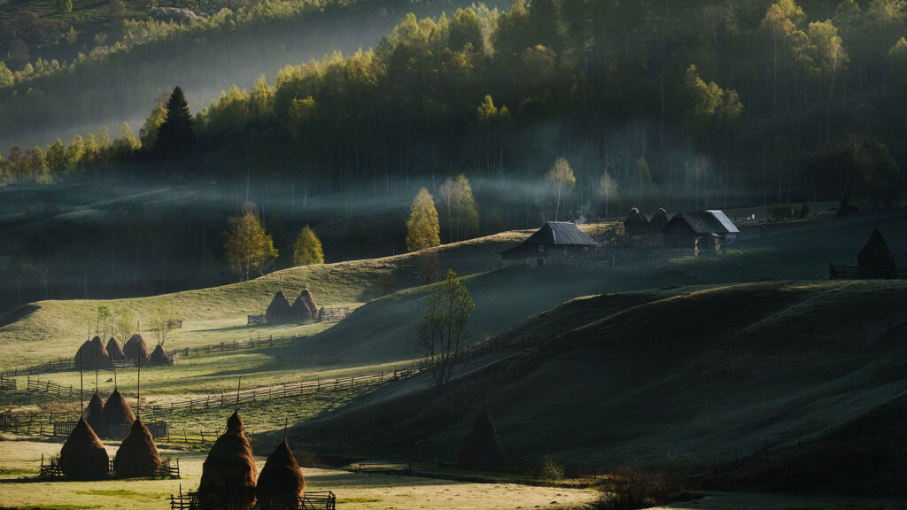 Village of Fundătura Ponorului – Serene Haven of the Carpathians