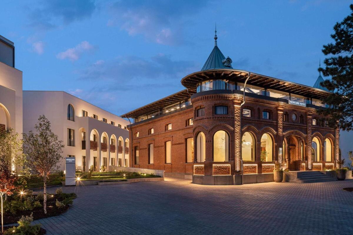 Mercure Conacul Cozieni - Best Accommodation Around Bucharest
