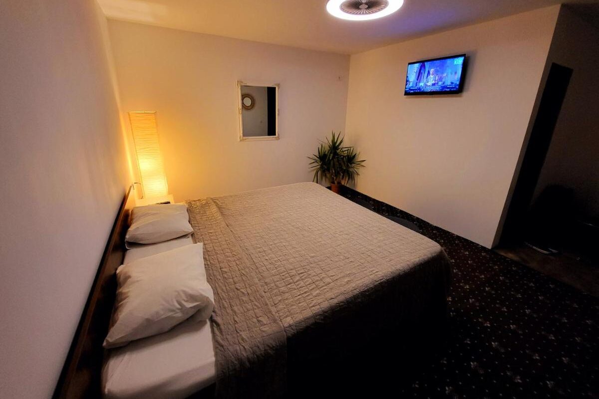 Forest Inn - Standard Accommodation Around Bucharest