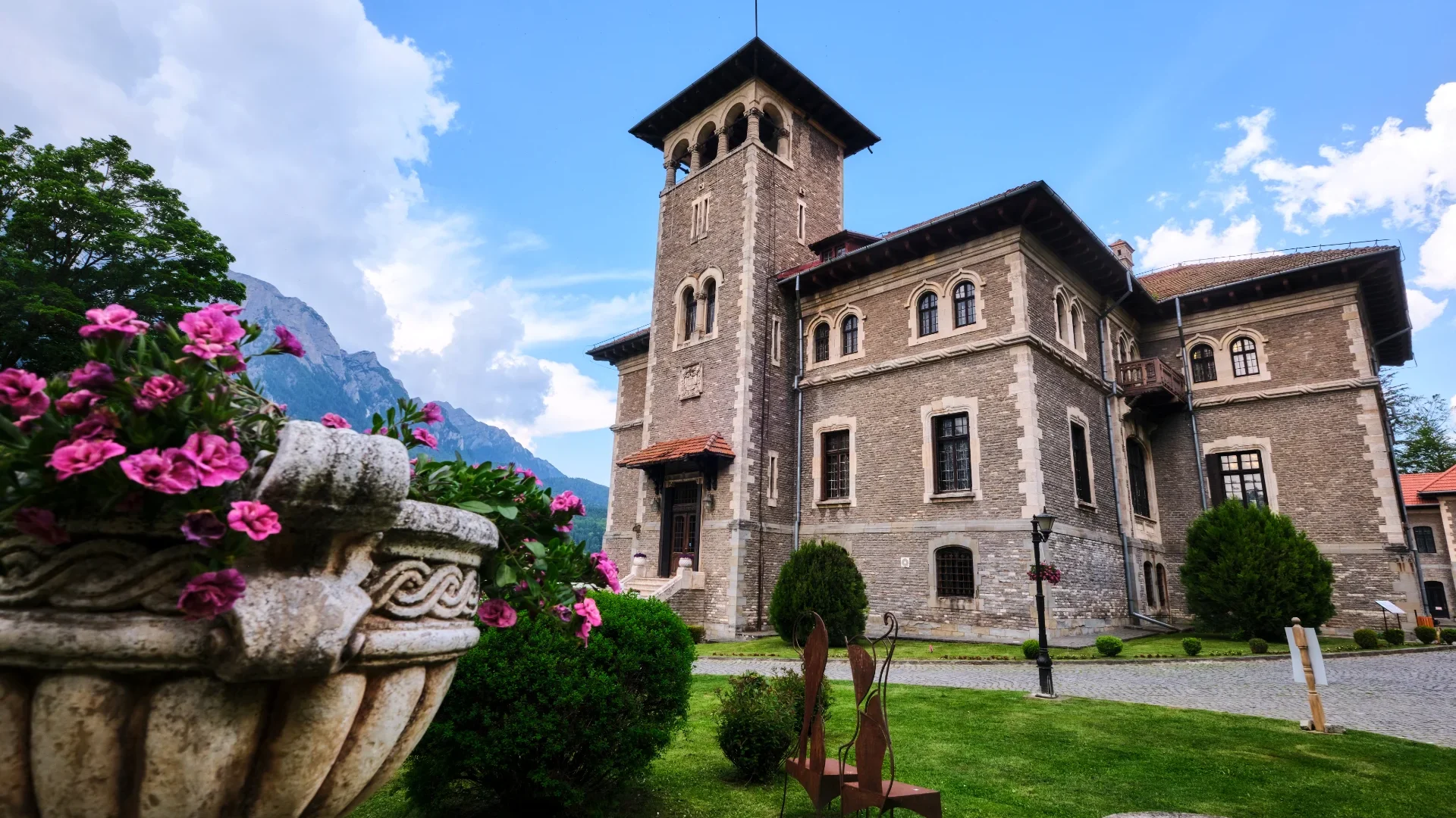 Cantacuzino Castle of Busteni - Castles and Fortresses of Romania 01