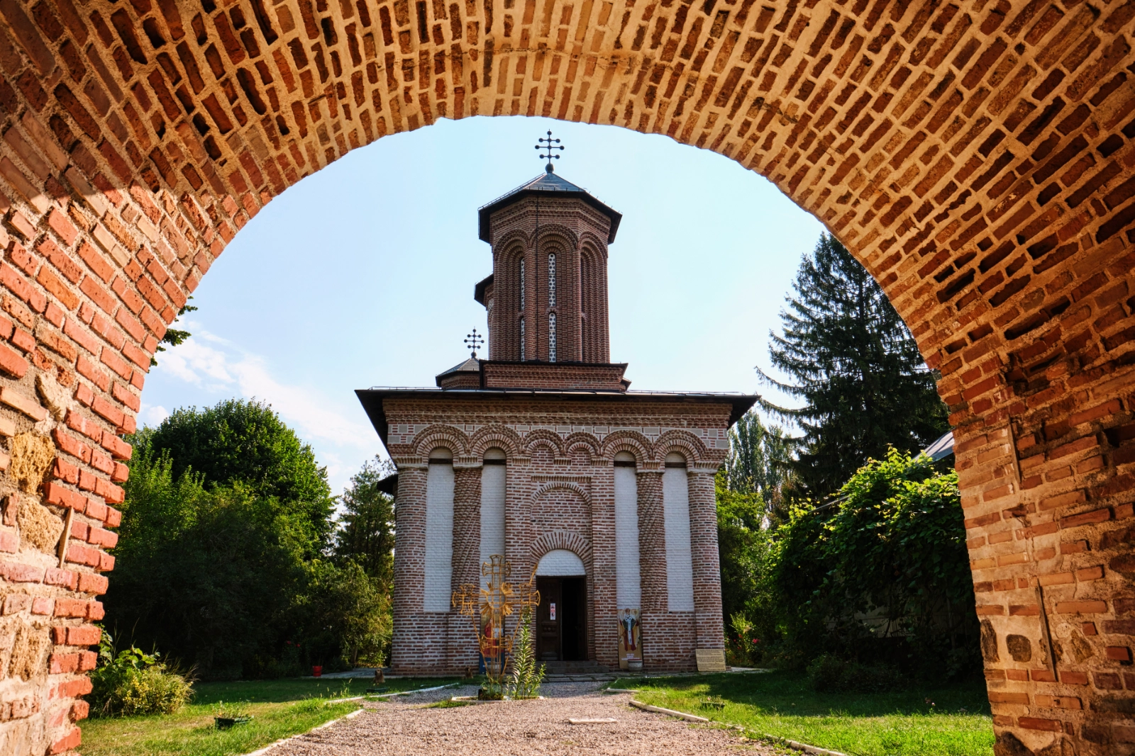 Monasteries of Bucharest and its surroundings 1