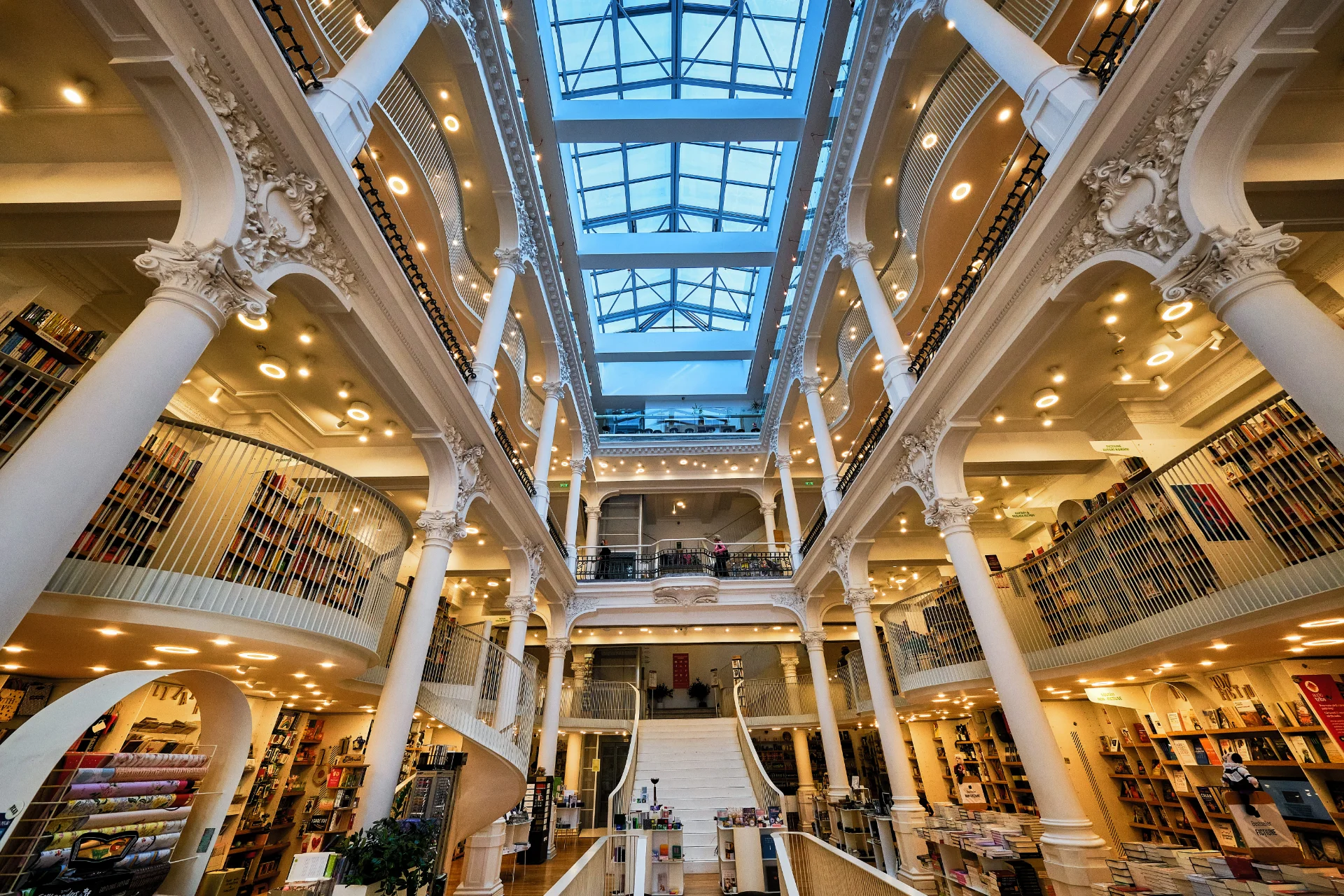 Old Town Bucharest - Sights of the historical center of Bucharest 11 Carturesti Carusel Library