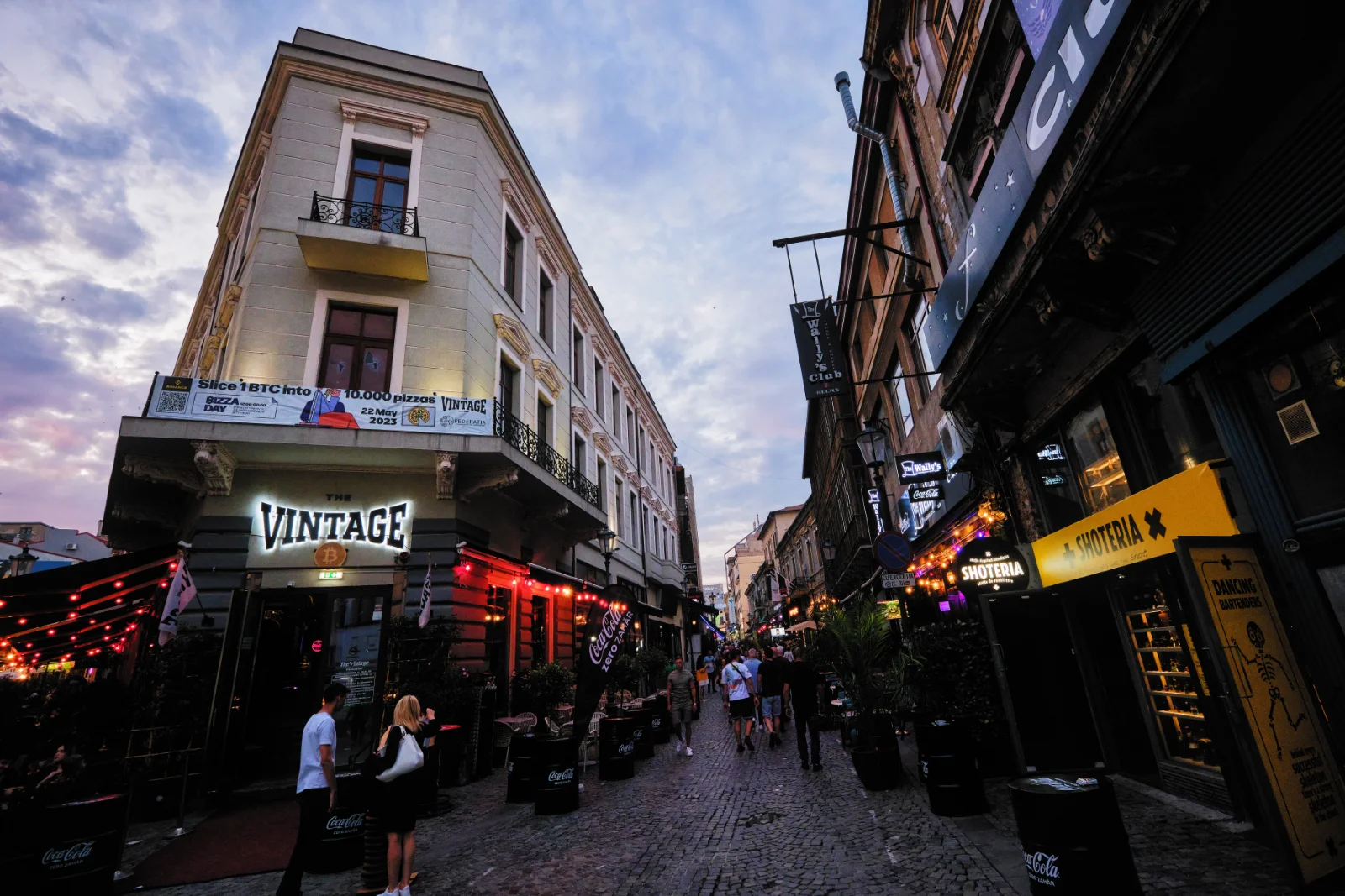 Old Town Bucharest - Sights of the historical center of Bucharest 31