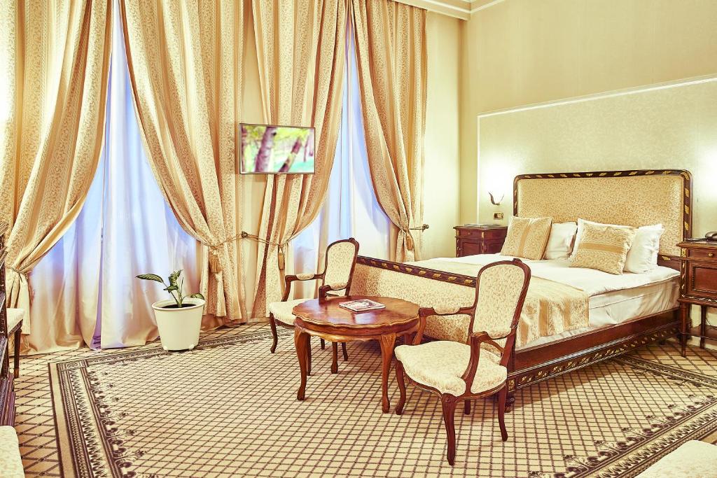 Recommended Accommodation along Victory Avenue in Bucharest - Grand Hotel Continental