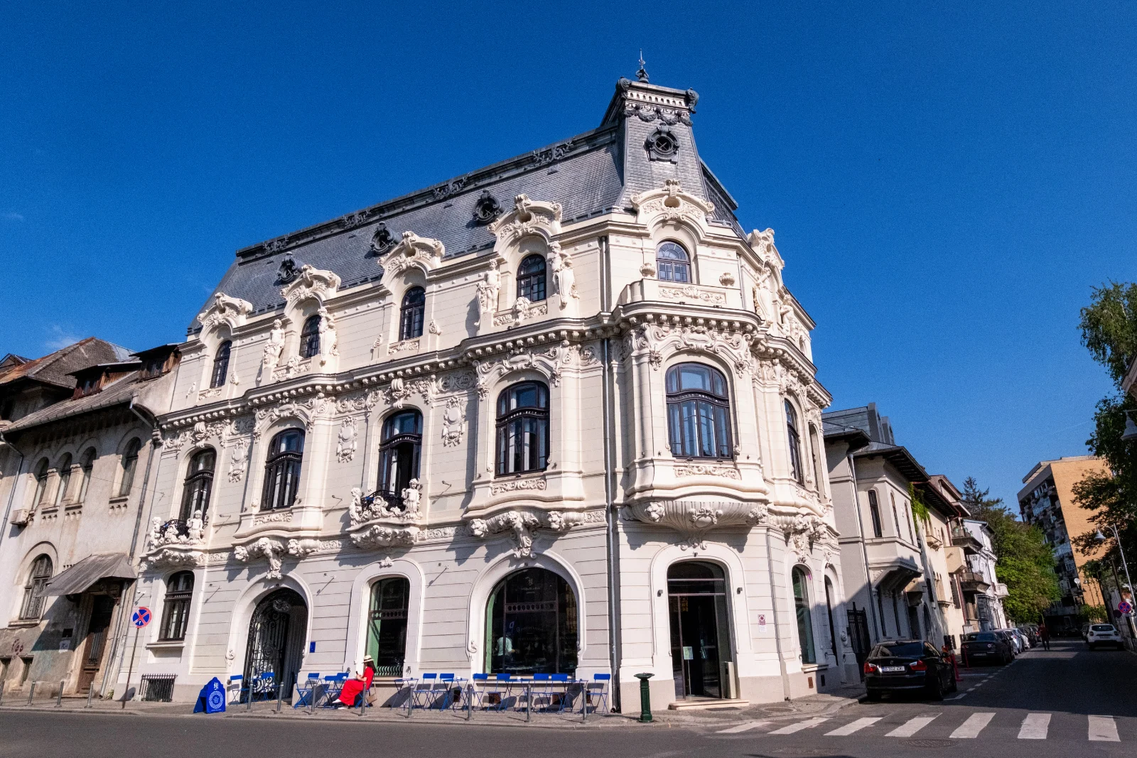 Victory Avenue of Bucharest 10