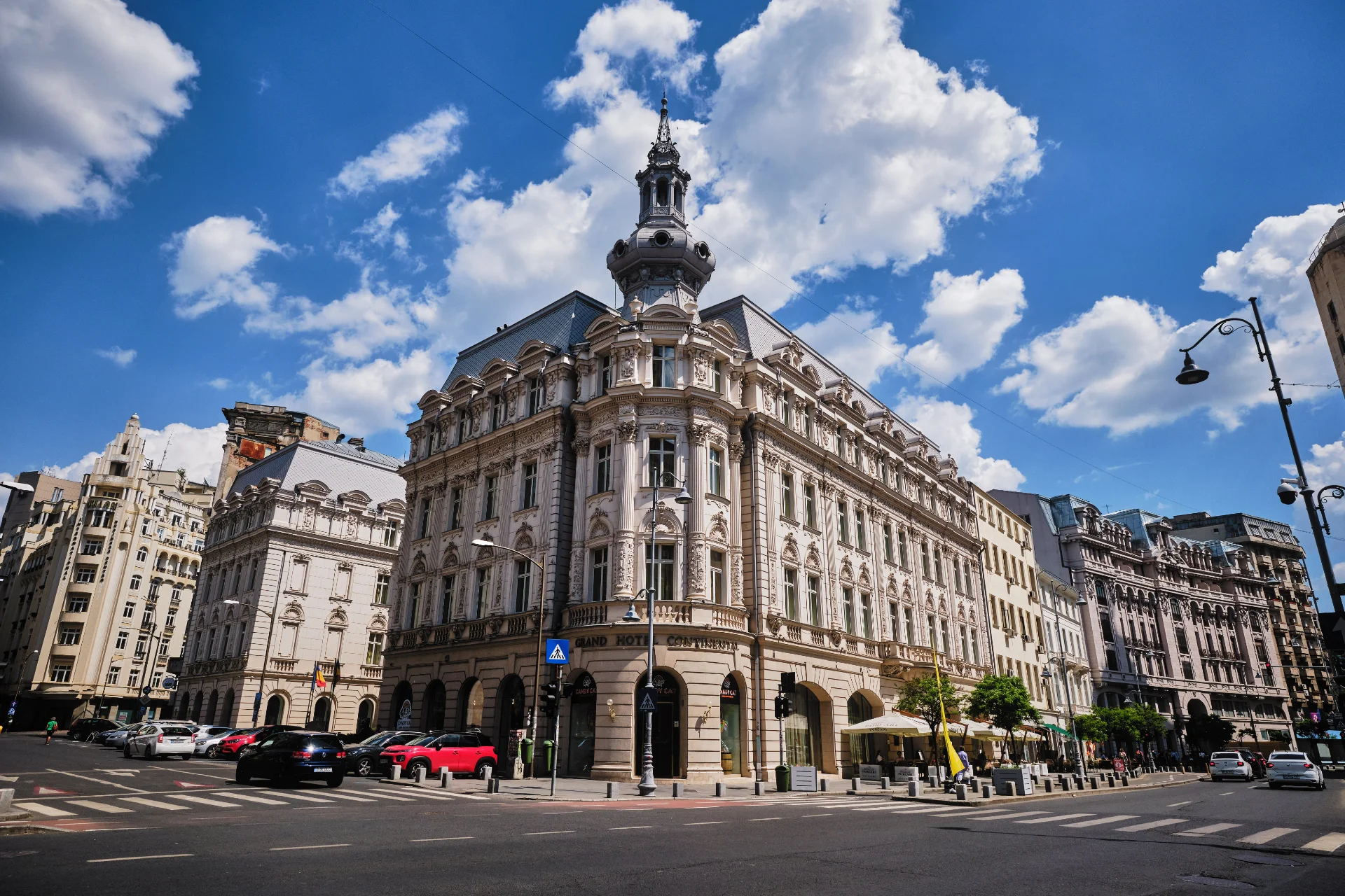 Victory Avenue of Bucharest 8