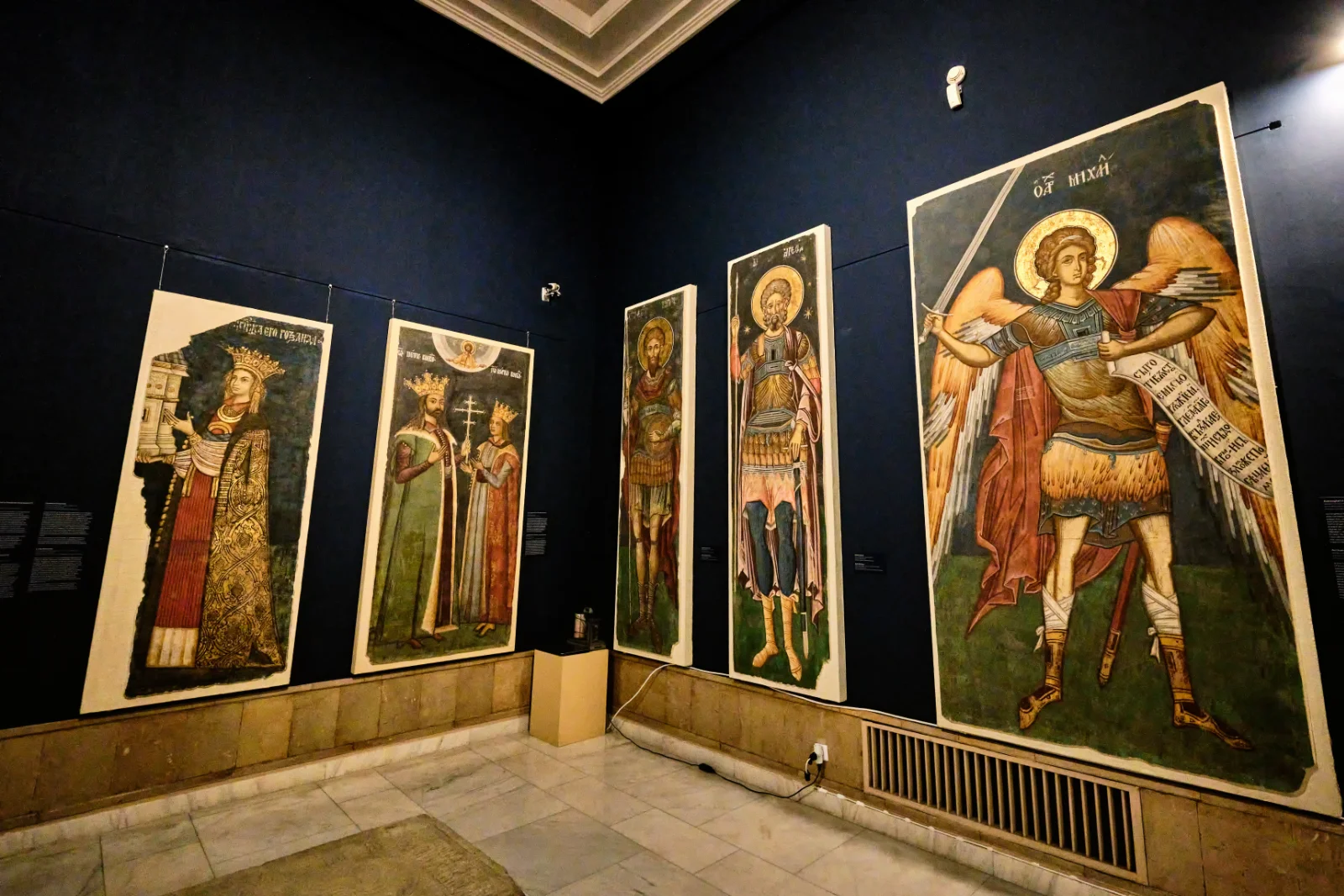 Victory Avenue of Bucharest - National Art Museum 3