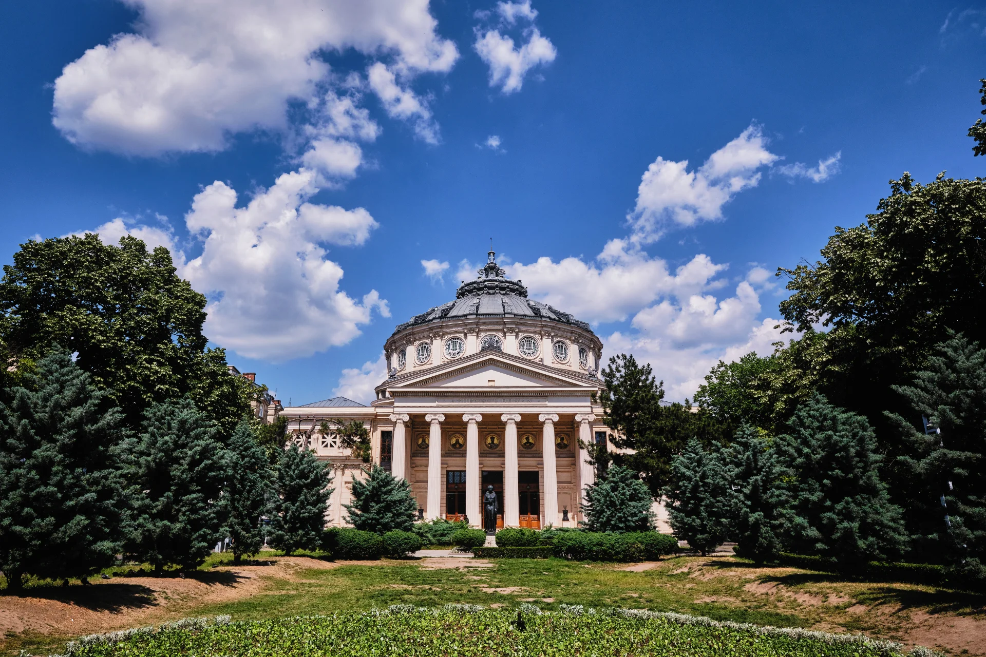 Victory Avenue of Bucharest - Romanian Athenaeum 2